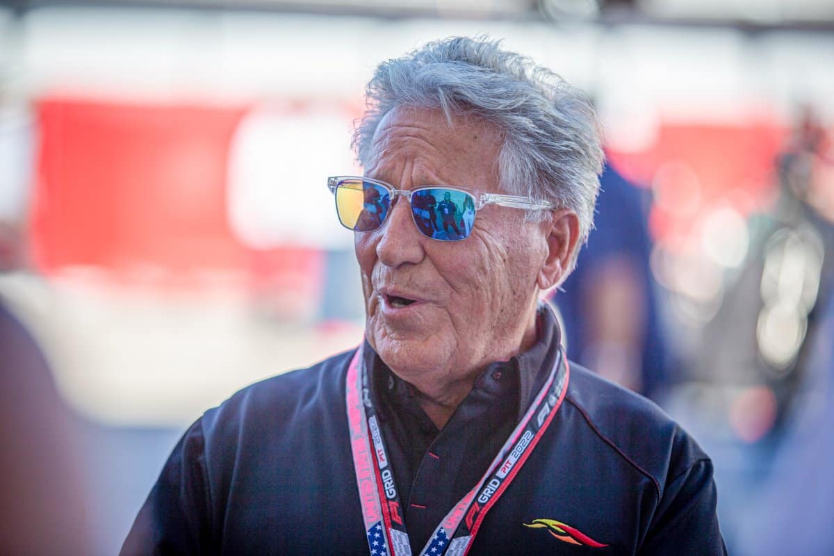 Mario Andretti e tao rico que dinheiro nao e problema pra entrar na F1