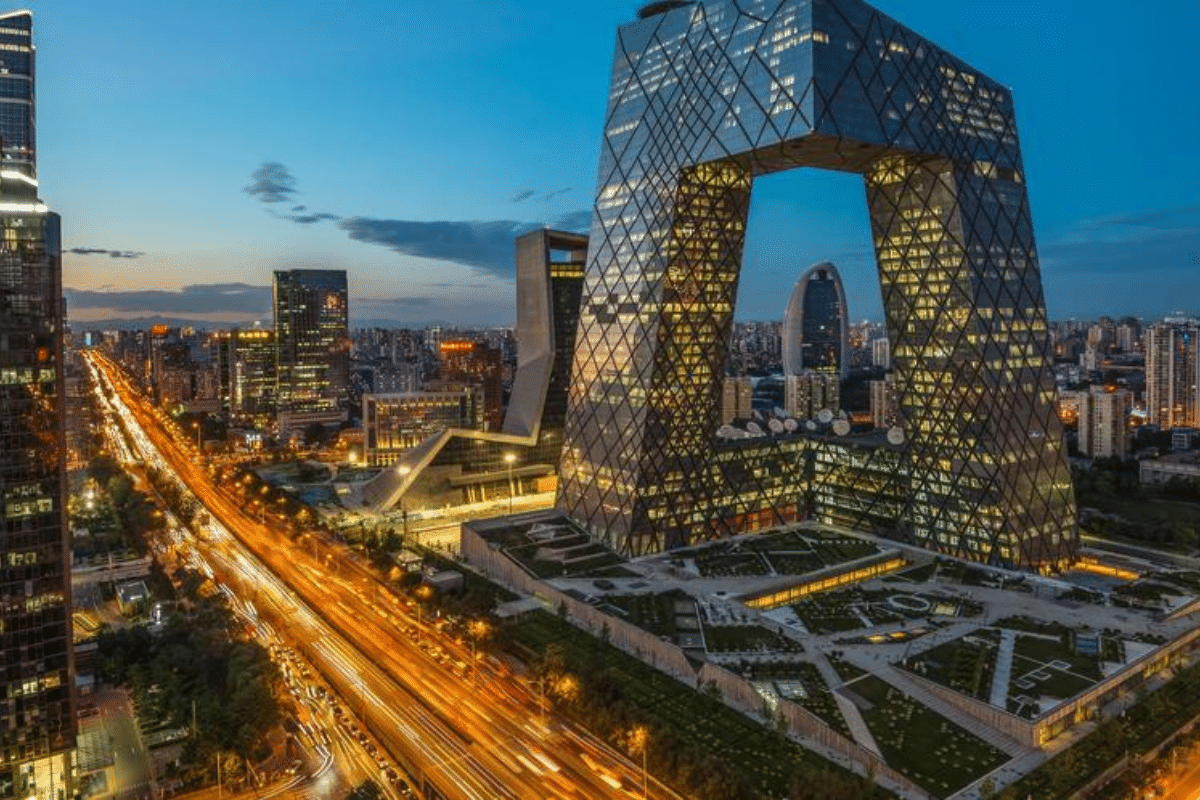Ficamos sem palavras com o preco de uma licenca pra conseguir dirigir na China