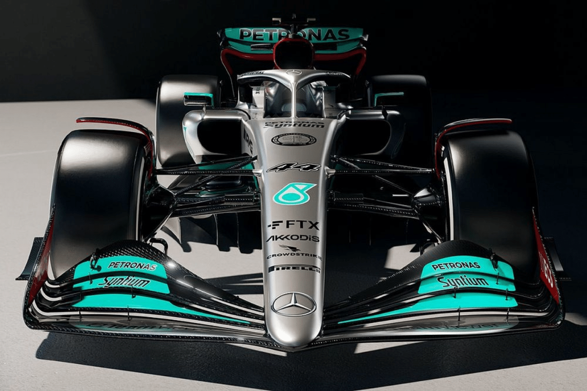 Parceira da Mercedes na F1 e responsavel por importante mudanca na Stock Car