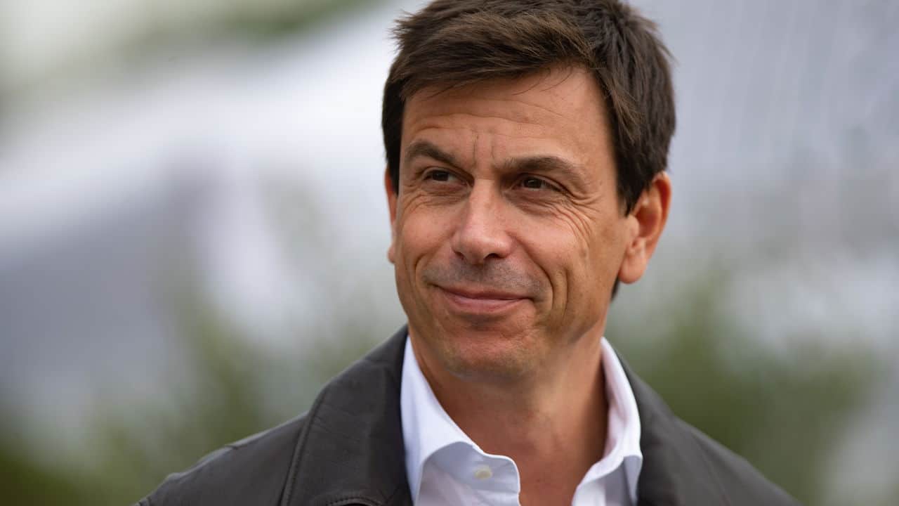 Toto Wolff 1725971621828